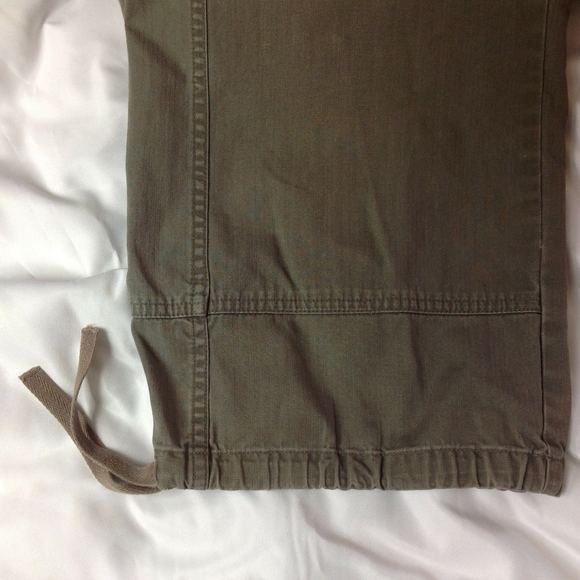 Capris - Picture 9 of 9